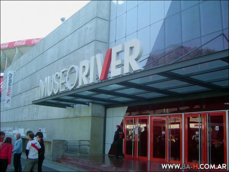 River Tour Museo River