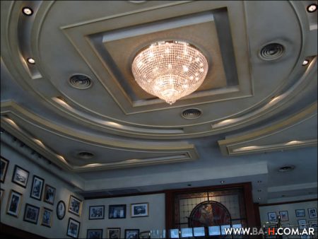 Café de Los Angelitos, bares notables