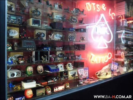 Galería Bond Street, Tatuajes, Tatto