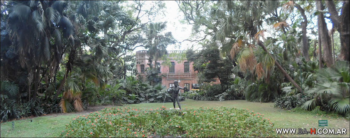 Entrada al Jardín Botánico de Buenos Aires