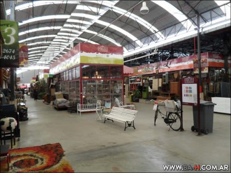 Mercado de Pulgas el Dorrego, pasillos