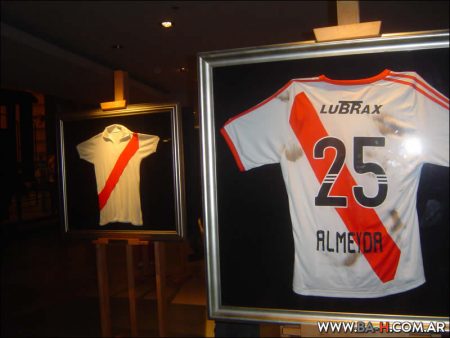 Camisetas históricas en el Museo River