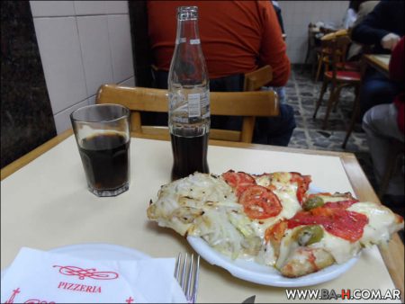 Comer en Pizzería Güerrín