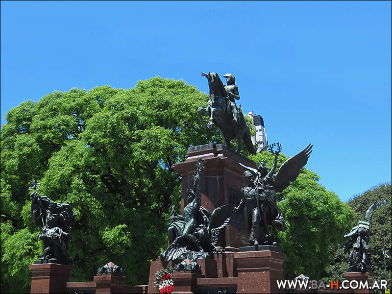 Plaza San Martín, Retiro