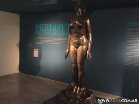 Obras en tamaño real en el Museo Luis Perlotti