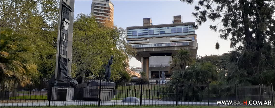 Cómo es la Biblioteca Nacional Mariano Moreno?